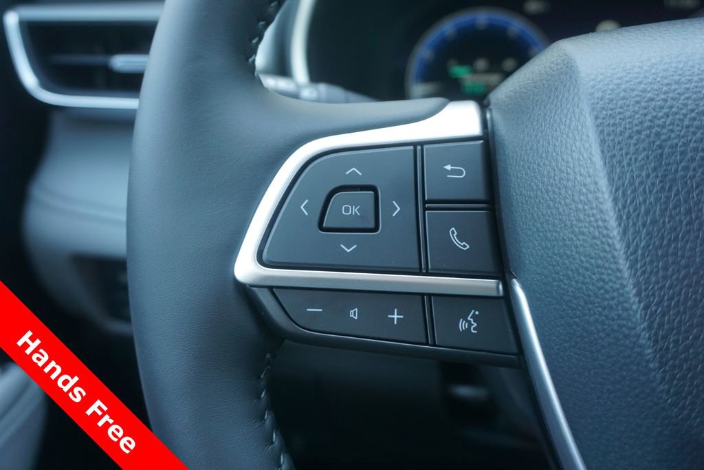 New 2026 Toyota Highlander Platinum AWD/4WD image 4