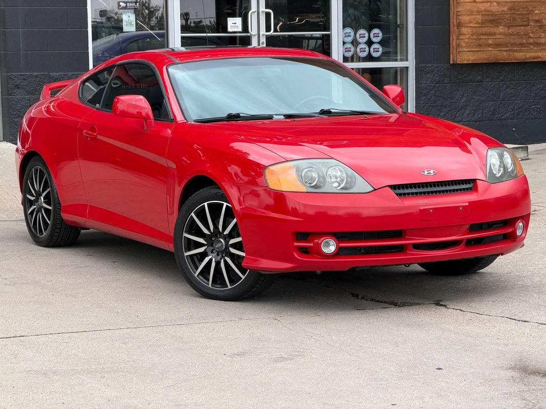 Used 2004 Hyundai Tiburon GT FWD image 6