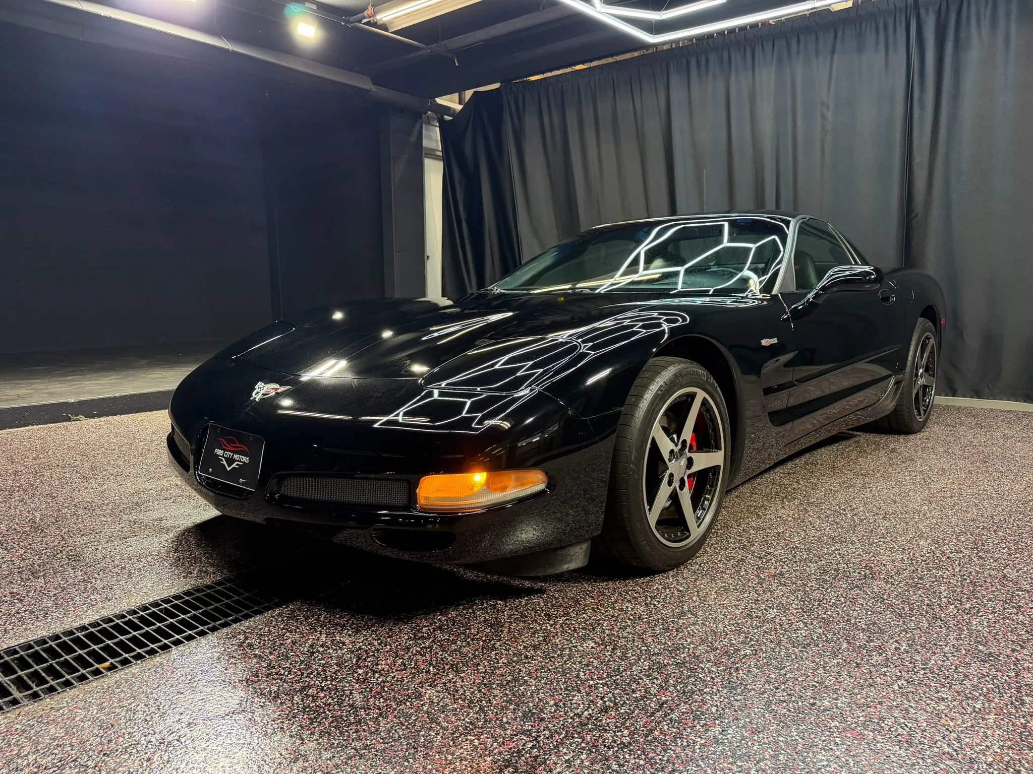 Used 2003 Chevrolet Corvette Z06 w/ Memory Package, 3 Drivers RWD image 7