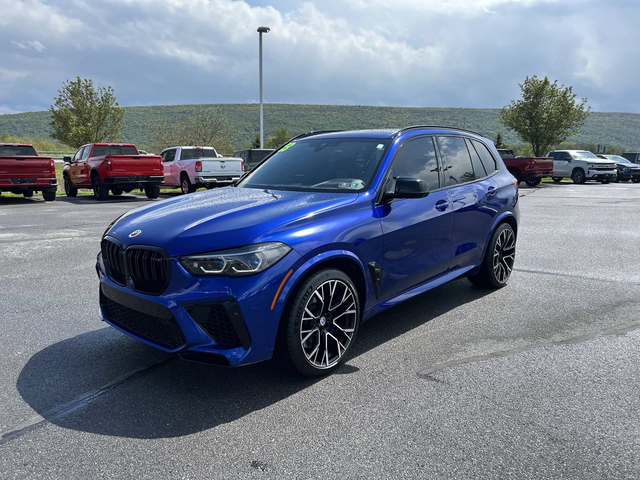 Used 2023 BMW X5 M w/ Competition Package AWD/4WD video 3