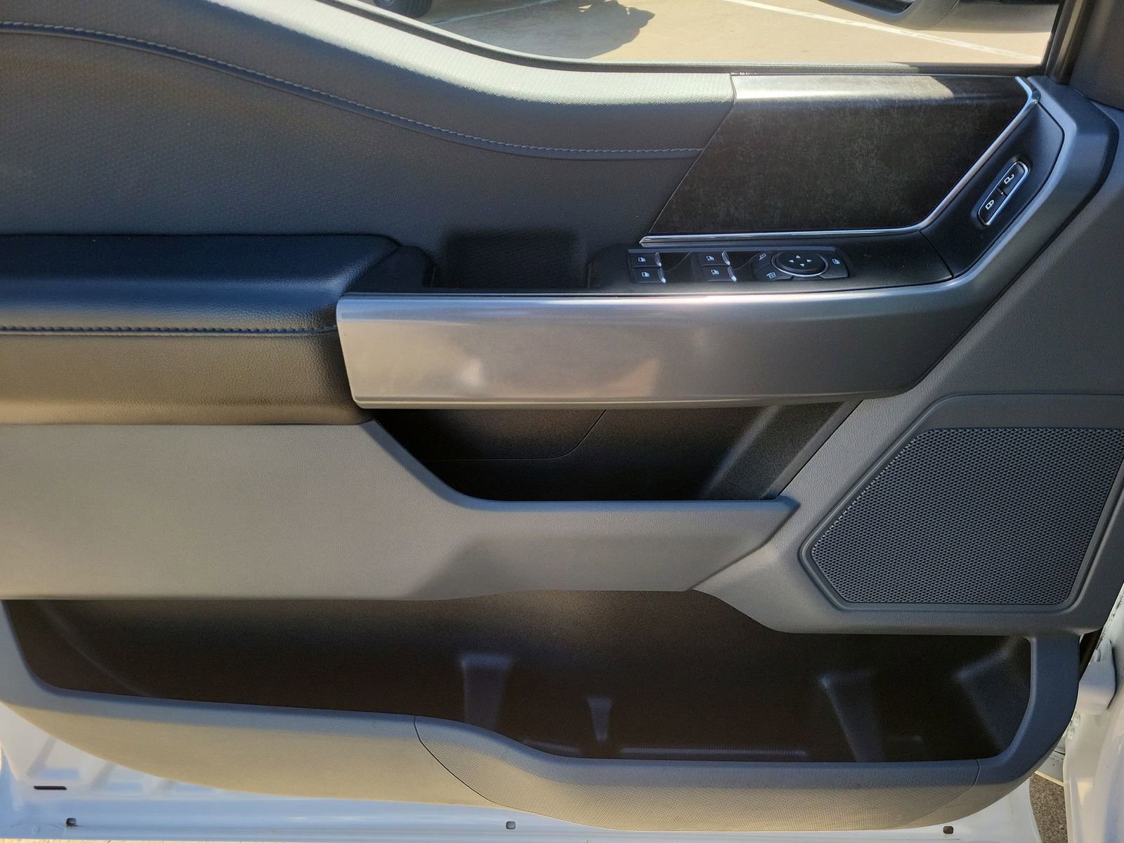 Used 2023 Ford F150 XLT w/ Equipment Group 301A Mid image 22