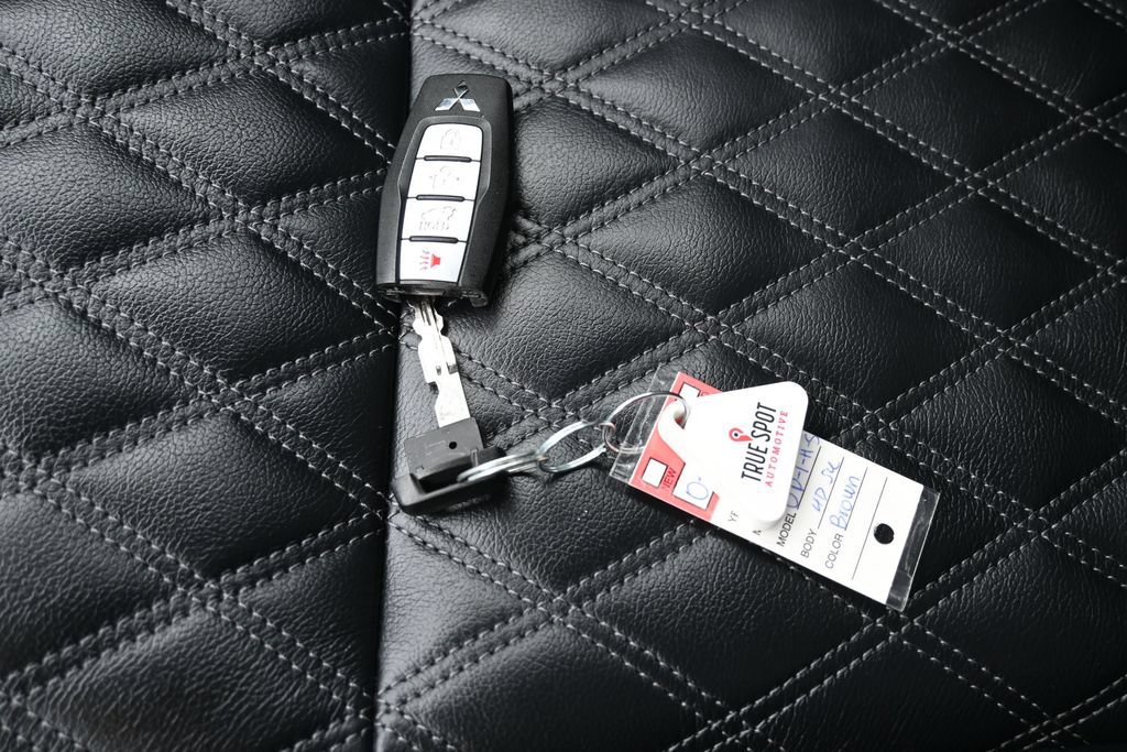 Used 2024 Mitsubishi Outlander SEL Black Edition AWD/4WD image 32
