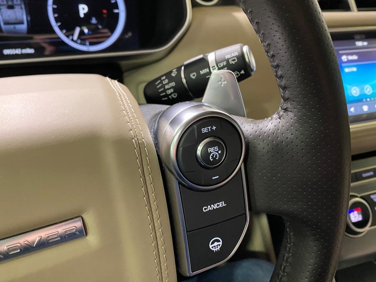 Used 2017 Land Rover Range Rover Sport HSE Dynamic image 20