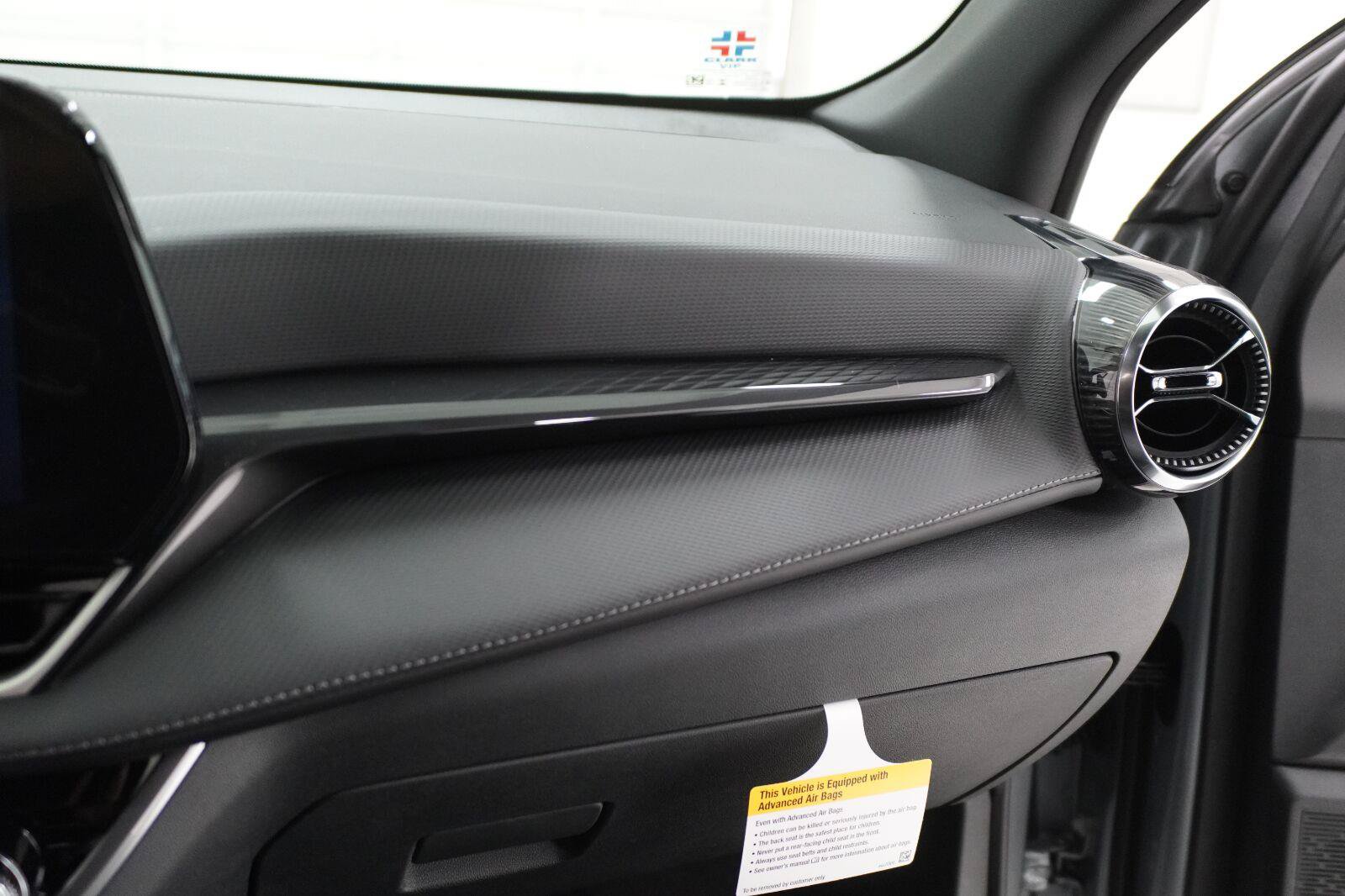 New 2027 Chevrolet Equinox LT FWD image 19