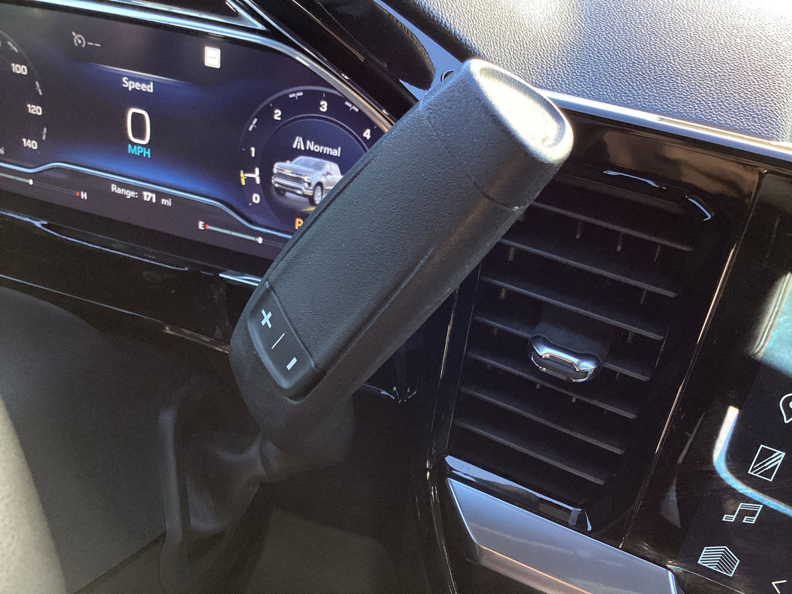 Certified 2023 Chevrolet Silverado 1500 LT image 26