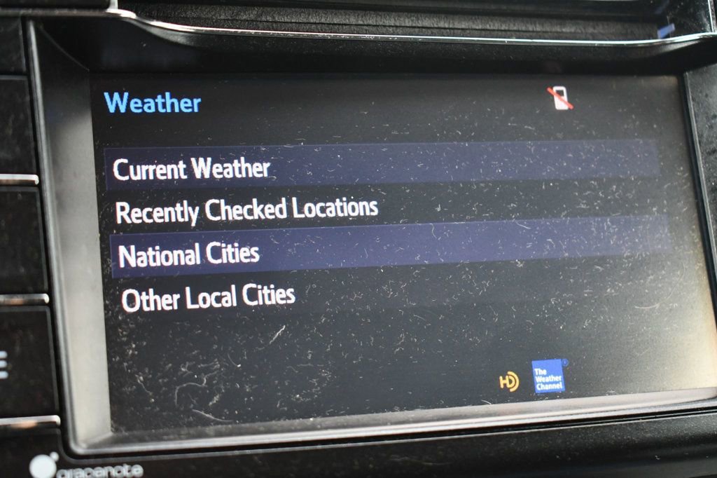 Used 2018 Toyota RAV4 XLE w/ Plus Extra Value Package image 43