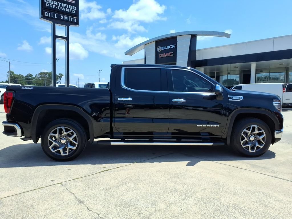 Used 2024 GMC Sierra 1500 SLT w/ SLT Convenience Package AWD/4WD image 8