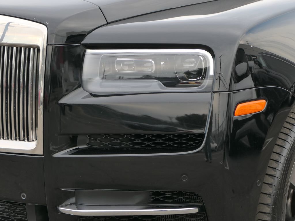 Used 2022 Rolls-Royce Cullinan image 9