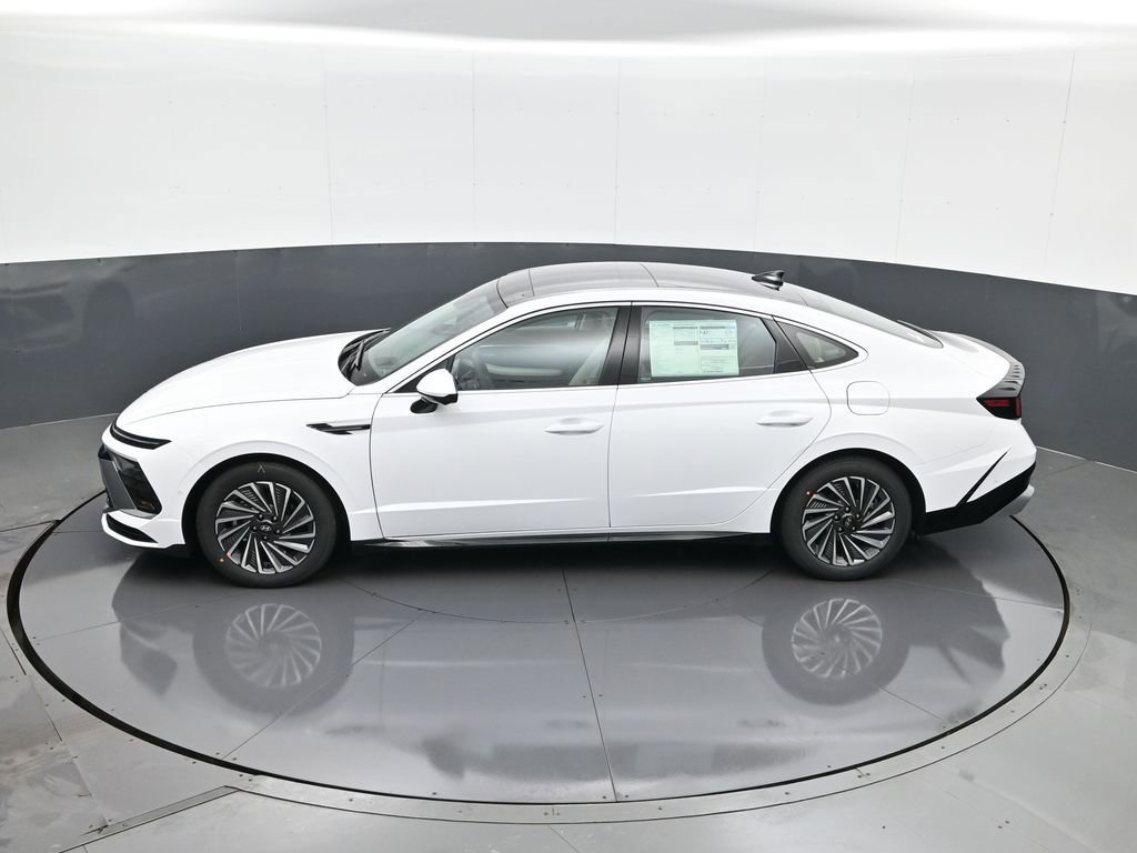 New 2026 Hyundai Sonata Limited FWD image 20