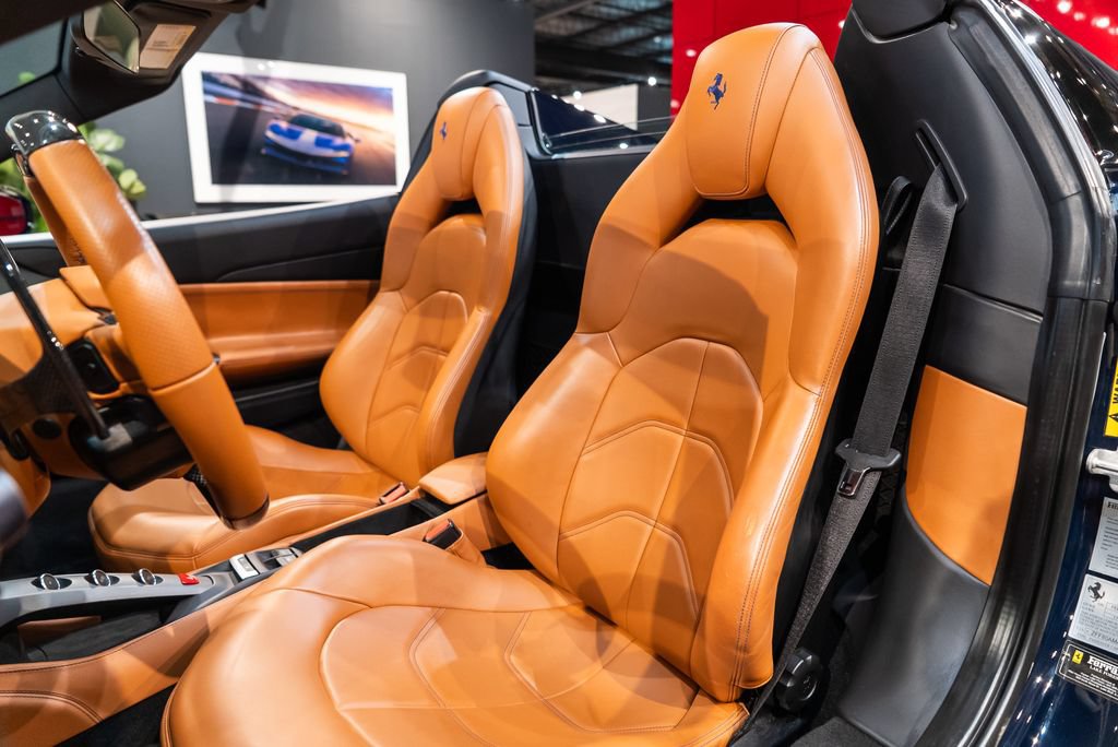 Used 2018 Ferrari 488 Spider RWD image 4