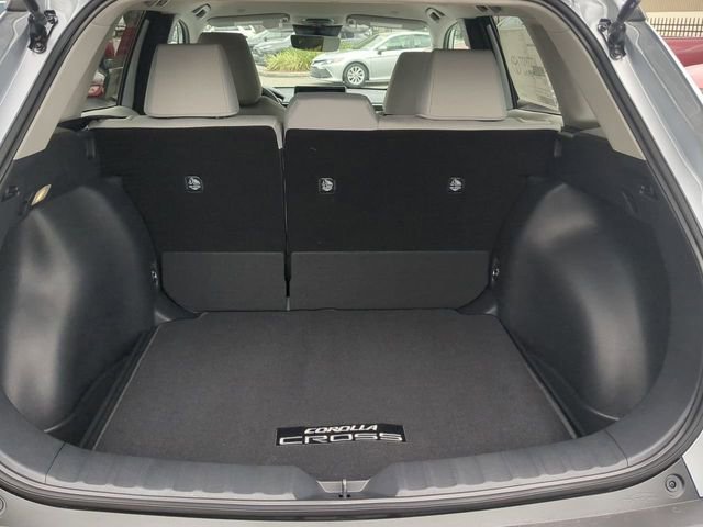 New 2026 Toyota Corolla Cross LE FWD image 13