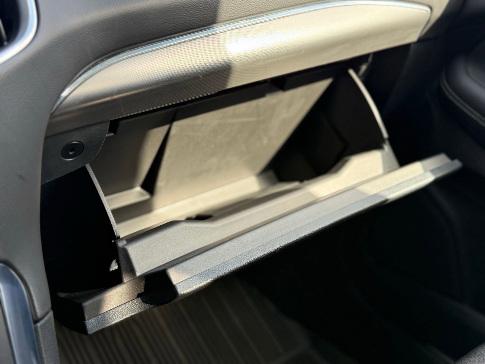 Used 2022 Ford Edge Titanium image 32