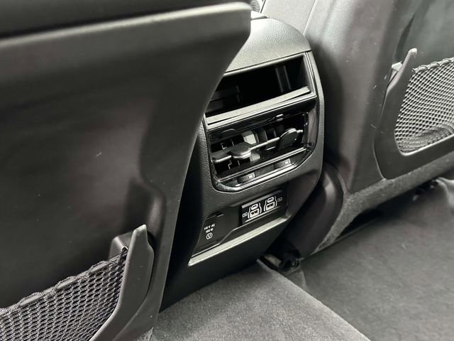Used 2022 Jeep Grand Cherokee Altitude image 19