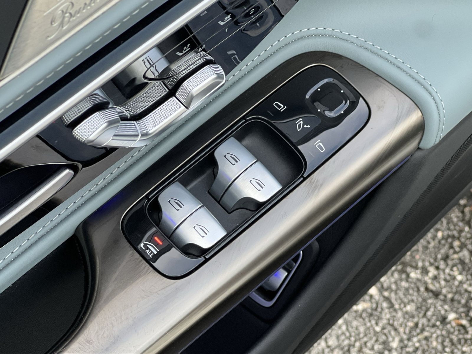 Certified 2022 Mercedes-Benz SL 55 AMG 4MATIC image 20