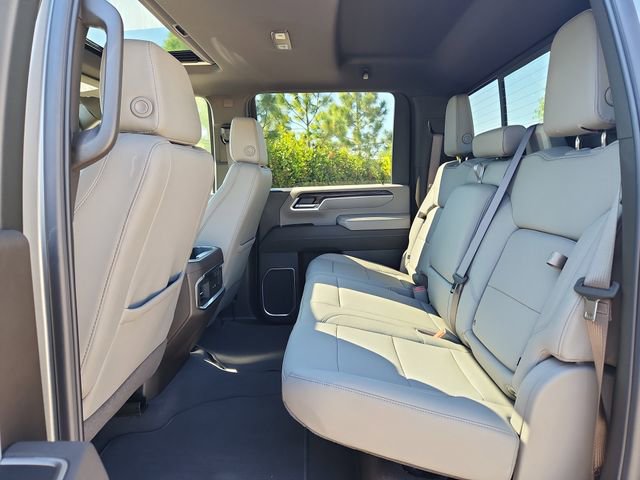 New 2026 GMC Sierra 2500 SLT w/ SLT Premium Package image 8
