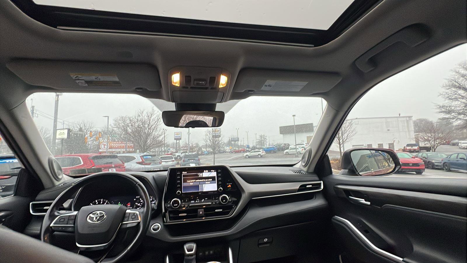 Used 2020 Toyota Highlander Limited image 21