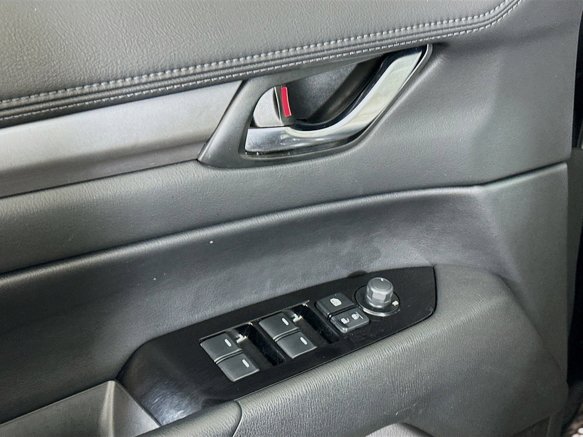 Used 2025 MAZDA CX-5 AWD 2.5 S w/ Preferred Package image 15