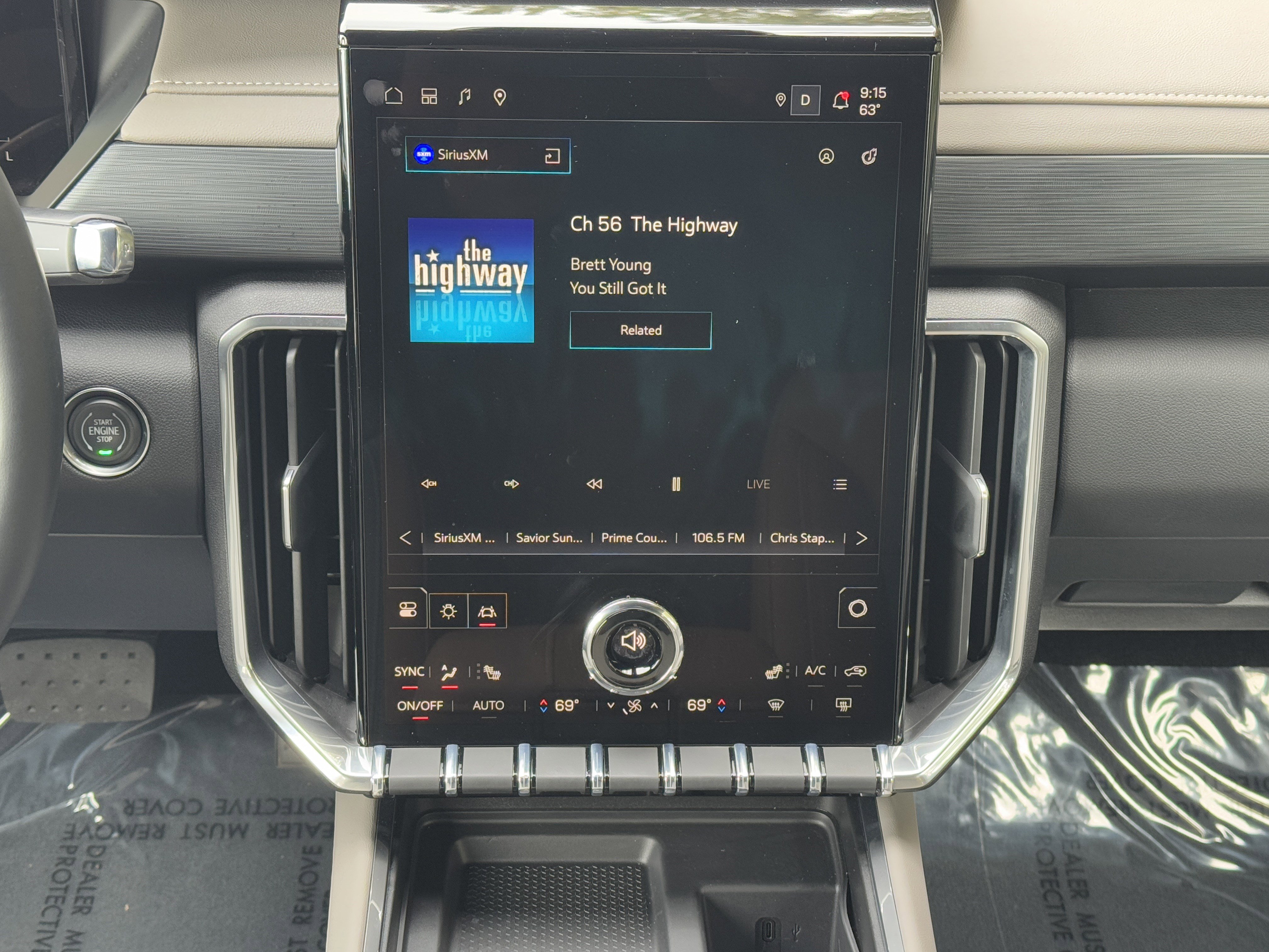 New 2025 GMC Acadia Elevation w/ Elevation Premium Package image 31