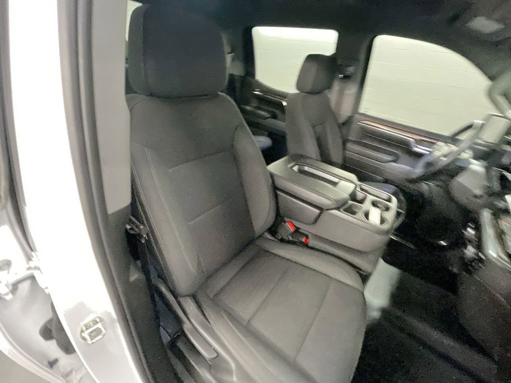 Used 2023 Chevrolet Silverado 1500 LT image 26