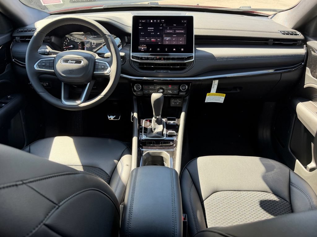 New 2026 Jeep Compass Latitude AWD/4WD image 15