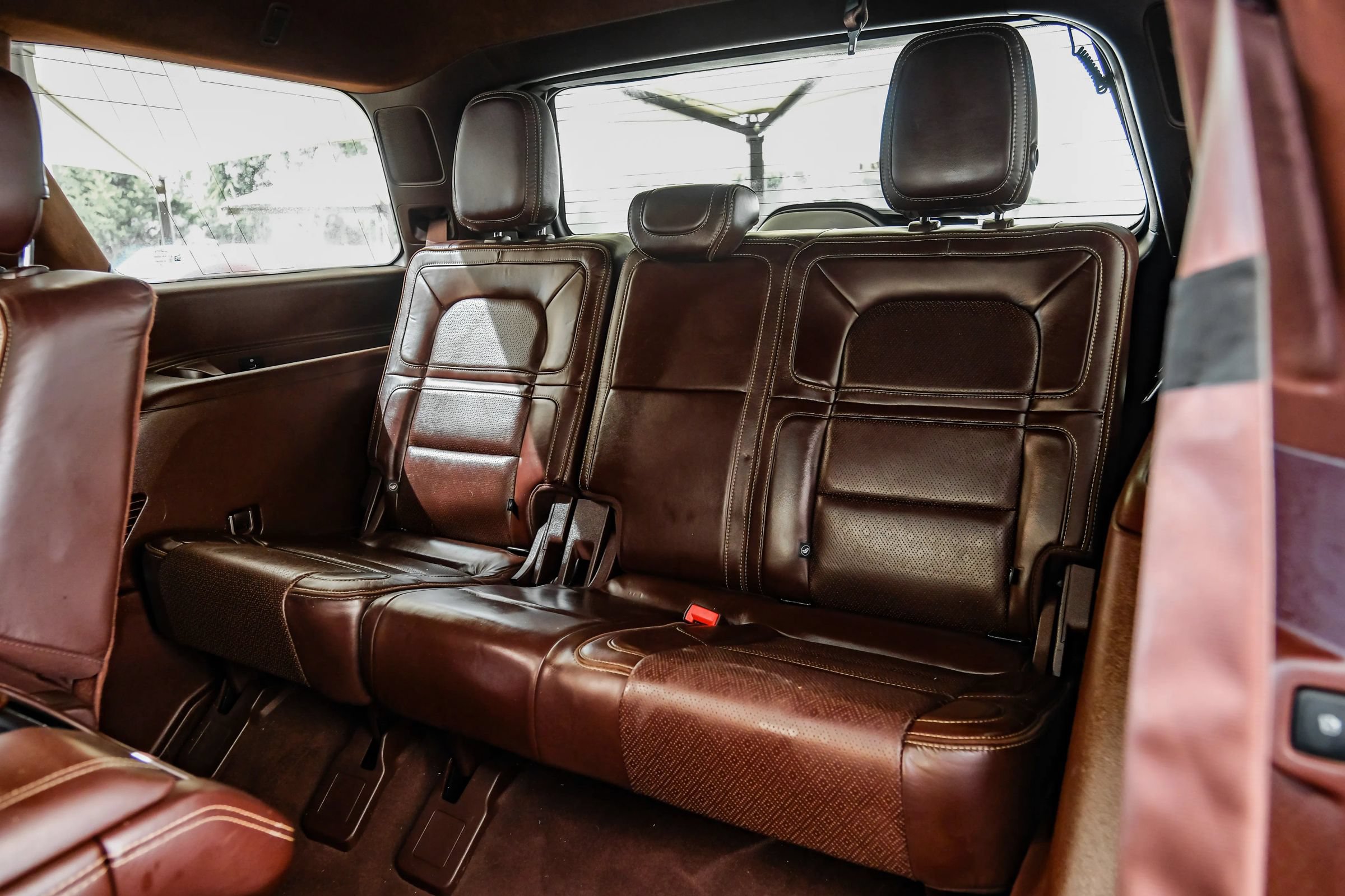 Used 2019 Lincoln Navigator Black Label w/ Cargo Package AWD/4WD image 56