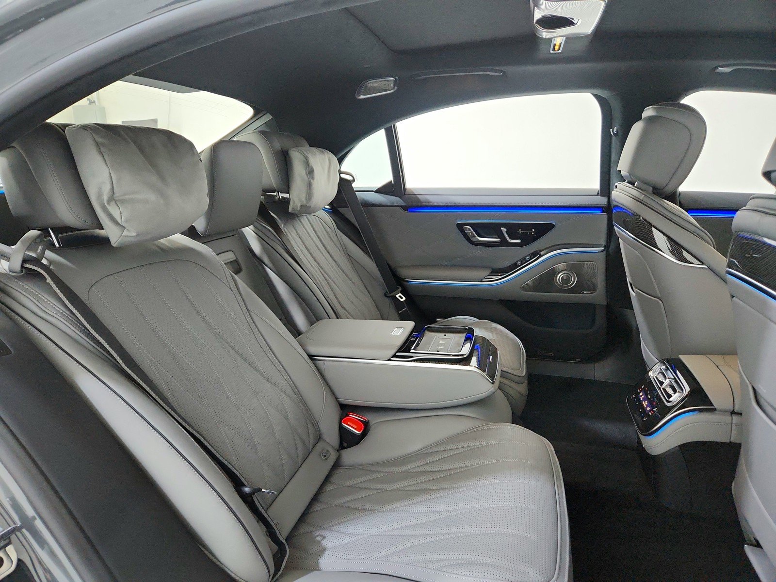 New 2026 Mercedes-Benz S 63 AMG S image 11