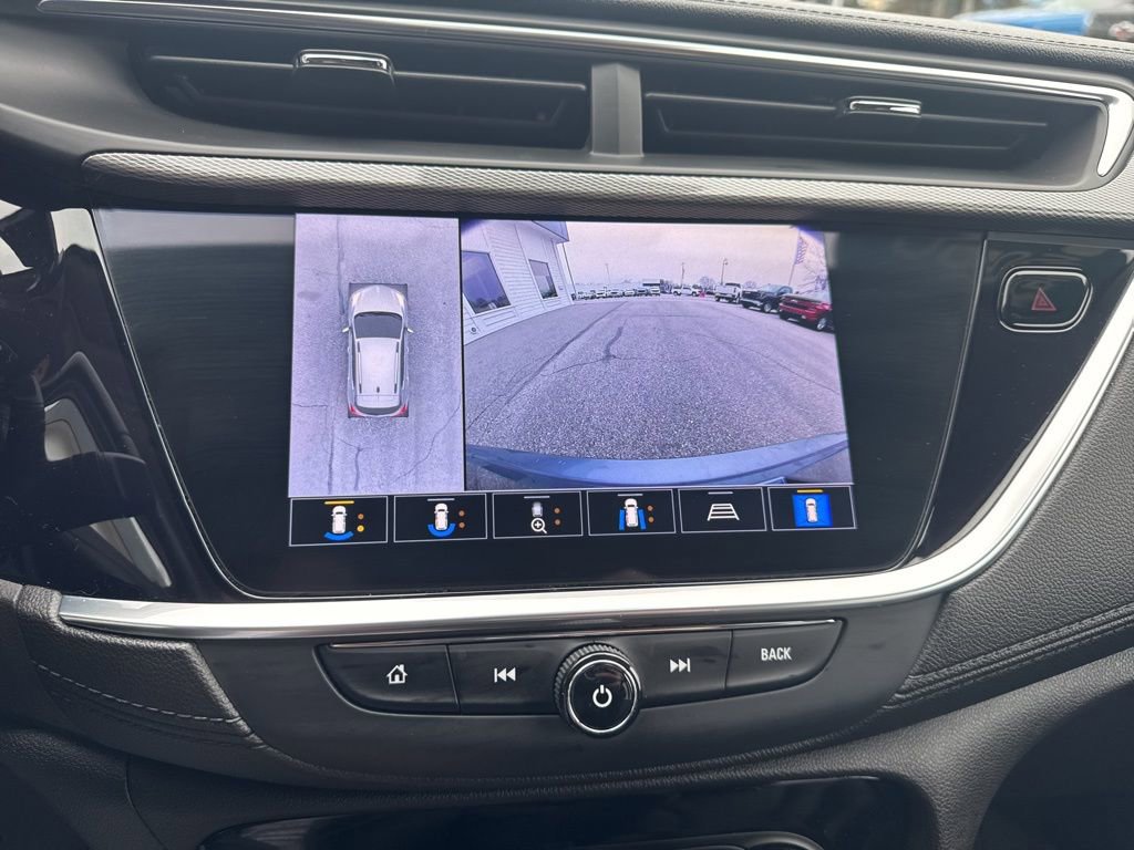 Used 2020 Buick Encore GX Essence w/ Advanced Technology Package image 27