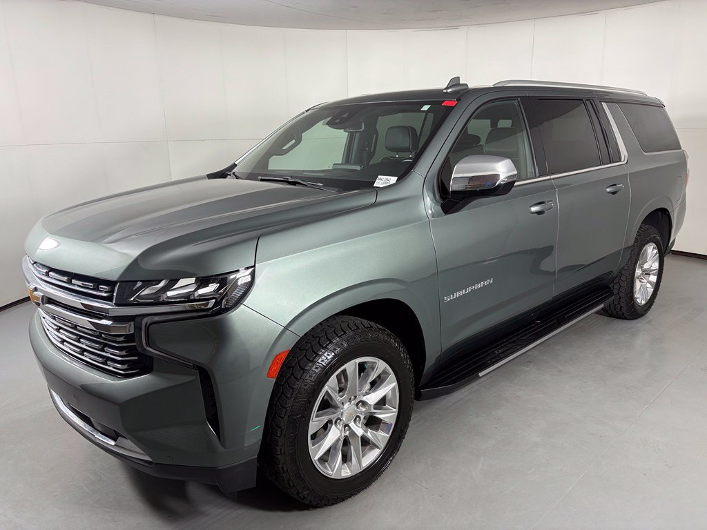 Used 2023 Chevrolet Suburban Premier AWD/4WD image 4