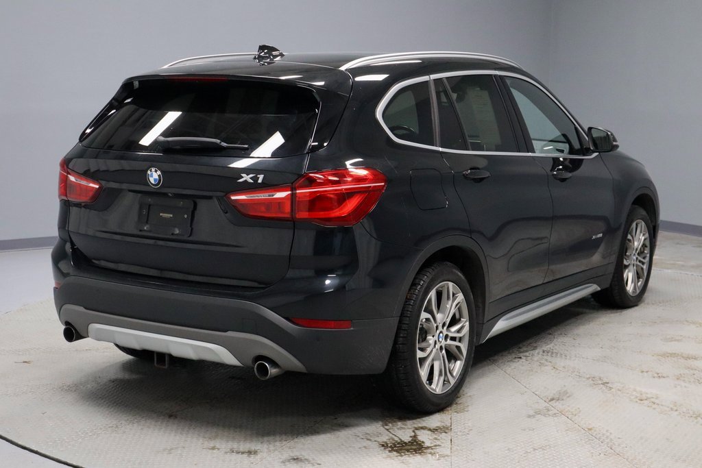 Used 2017 BMW X1 xDrive28i image 10