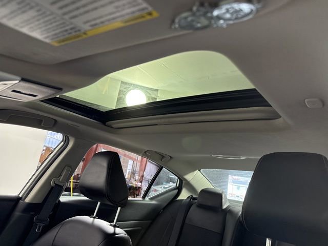 Used 2021 Nissan Altima 2.0 SR image 23