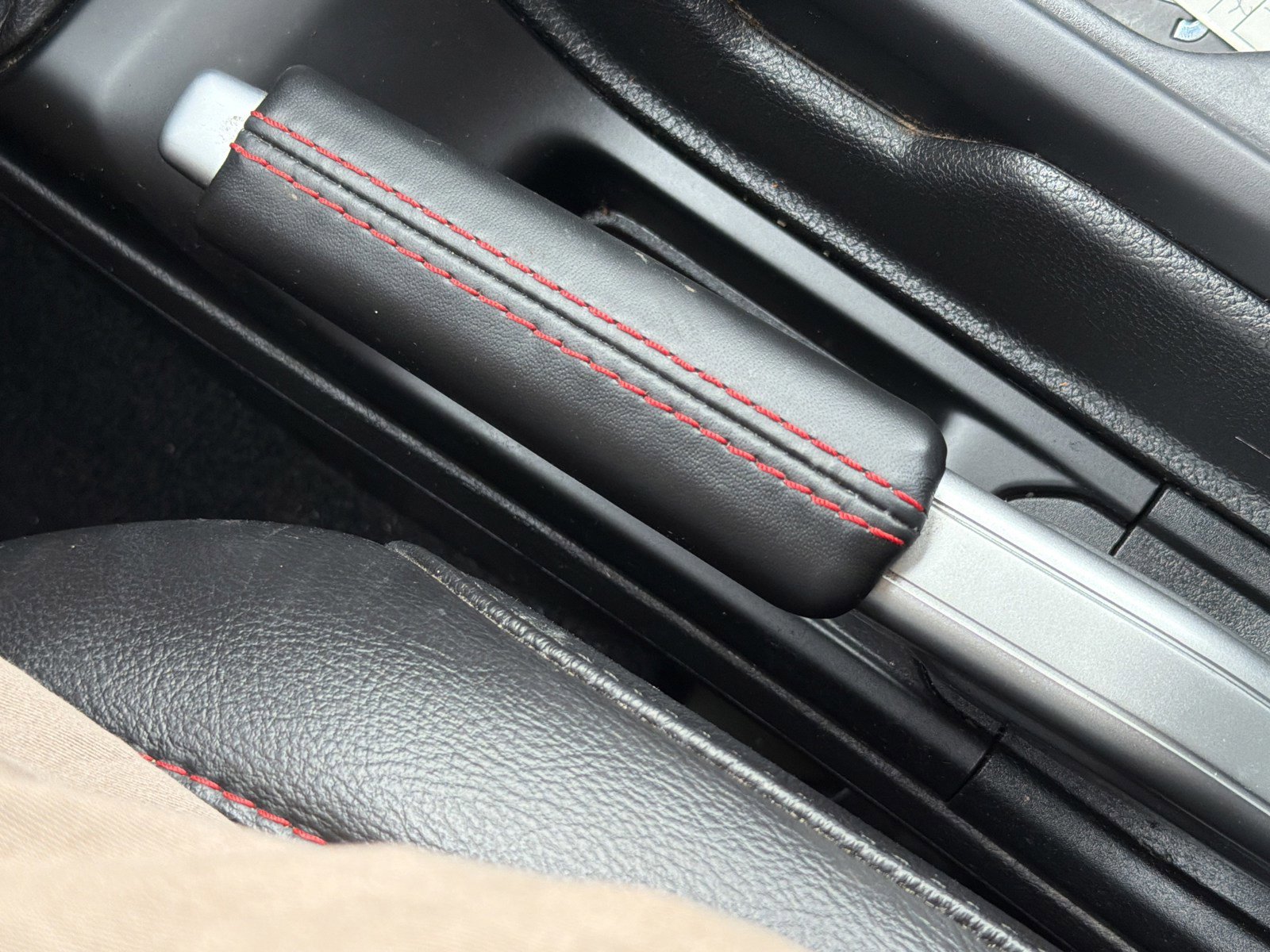 Used 2022 Jeep Gladiator Rubicon w/ Cold Weather Group image 28