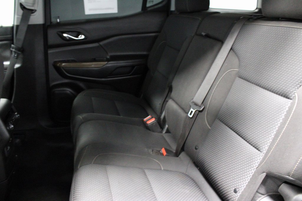 Used 2023 GMC Acadia SLE w/ Driver Convenience Package image 22