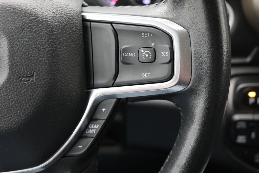 Used 2022 RAM 1500 Laramie AWD/4WD image 26