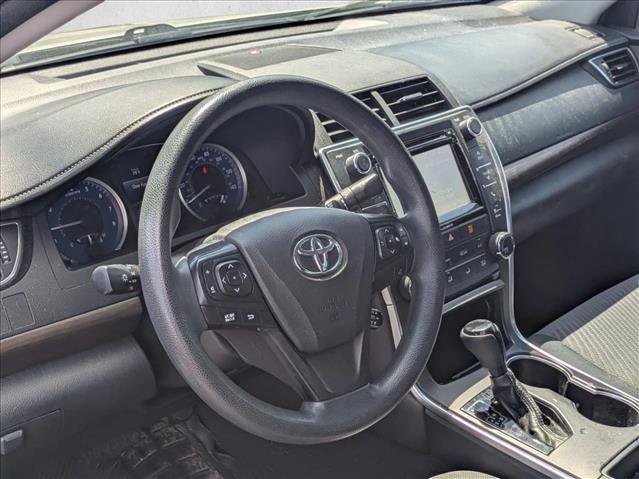 Used 2017 Toyota Camry LE image 9