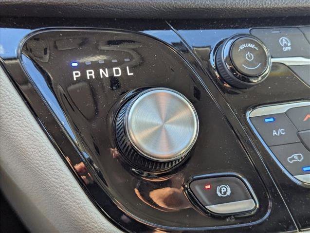 Used 2018 Chrysler Pacifica Limited image 13