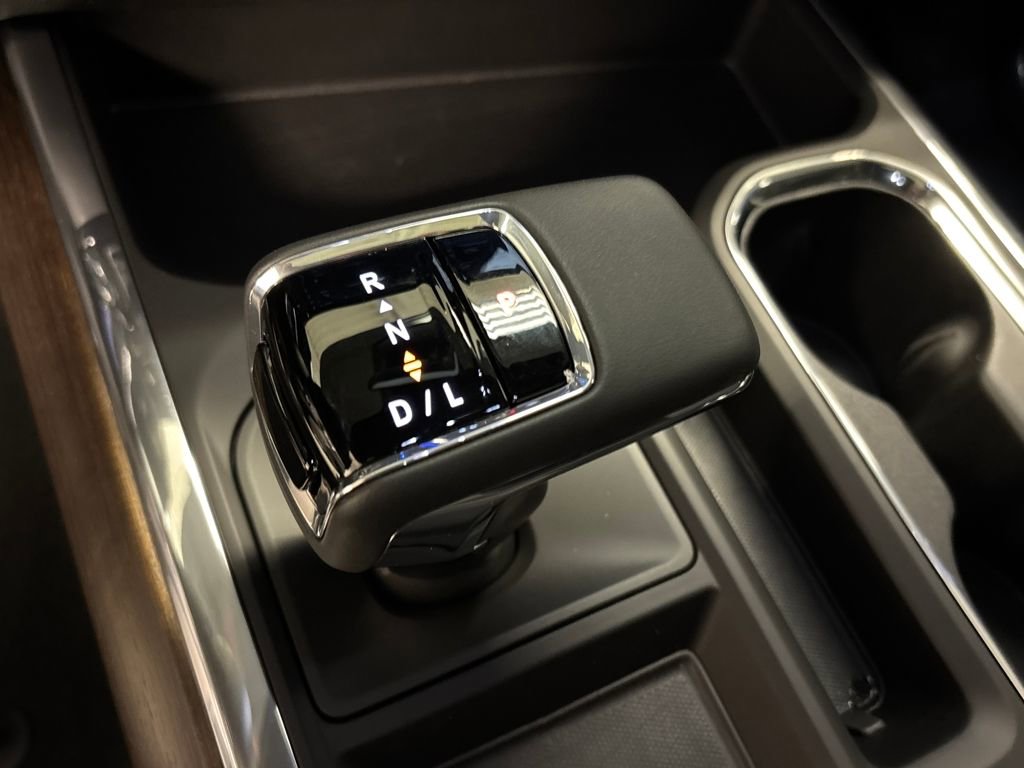 Certified 2026 Chevrolet Silverado 1500 High Country w/ Technology Package image 45