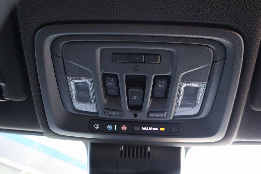 Used 2023 Chevrolet Silverado 1500 High Country w/ Z71 Off-Road Package image 17