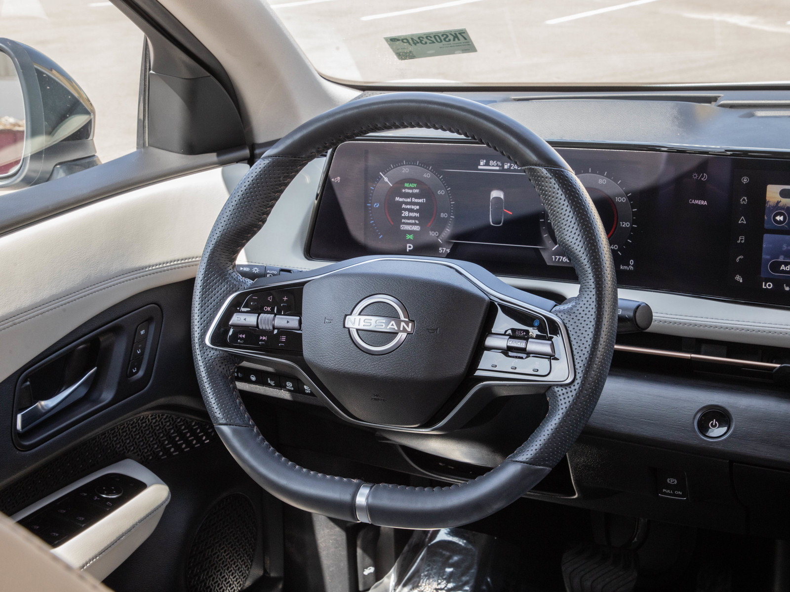 Used 2024 Nissan Ariya AWD image 14