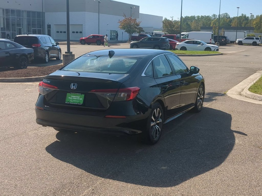 Used 2023 Honda Civic EX image 5