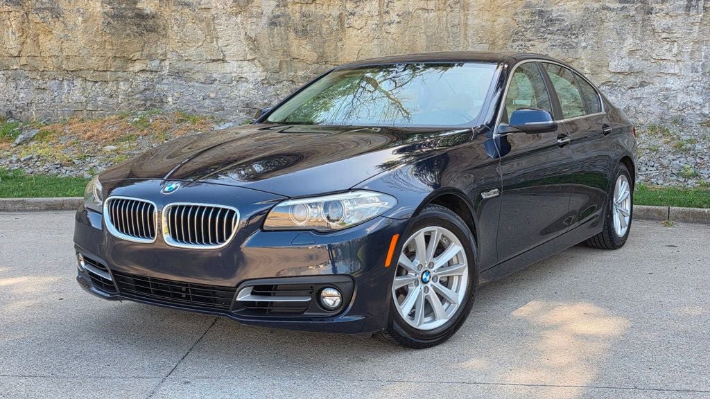 Used 2015 BMW 528i Sedan image 1