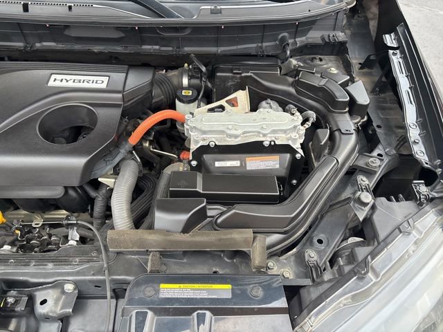 Used 2019 Nissan Rogue SV w/ Premium Package image 32