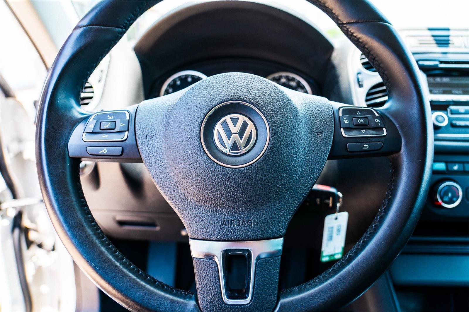 Used 2014 Volkswagen Tiguan SE FWD image 8