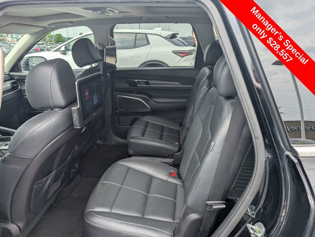 Used 2023 Kia Telluride SX AWD/4WD image 9