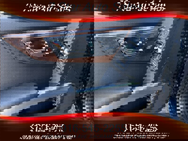 Used 2011 Mercedes-Benz GLK 350 2WD image 7