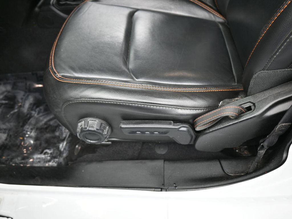 Used 2022 Jeep Gladiator Mojave w/ LED Lighting Group image 13