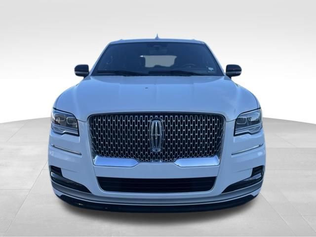 Used 2023 Lincoln Navigator Reserve AWD/4WD image 10