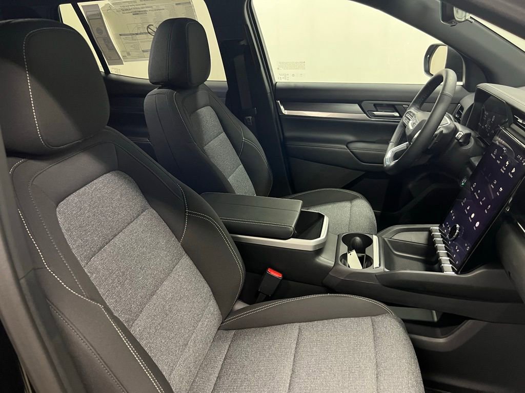 New 2025 GMC Terrain Elevation w/ Technology Package II image 32