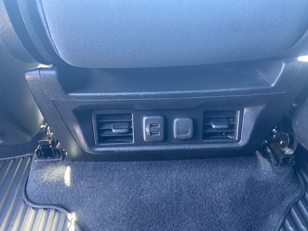 Certified 2020 Chevrolet Silverado 1500 LT w/ All-Star Edition AWD/4WD image 21