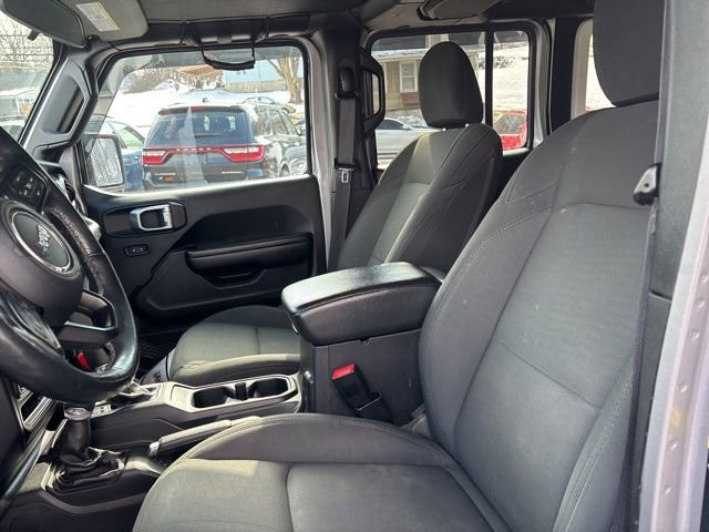 Used 2020 Jeep Wrangler Unlimited Sport image 13