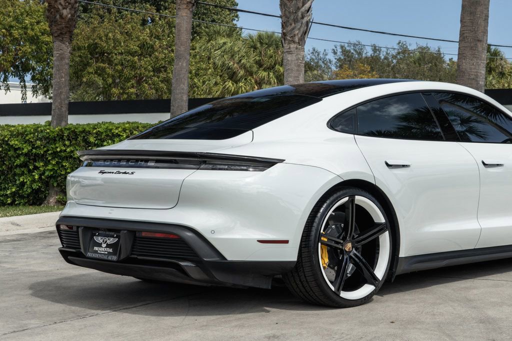 Used 2021 Porsche Taycan Turbo S image 7
